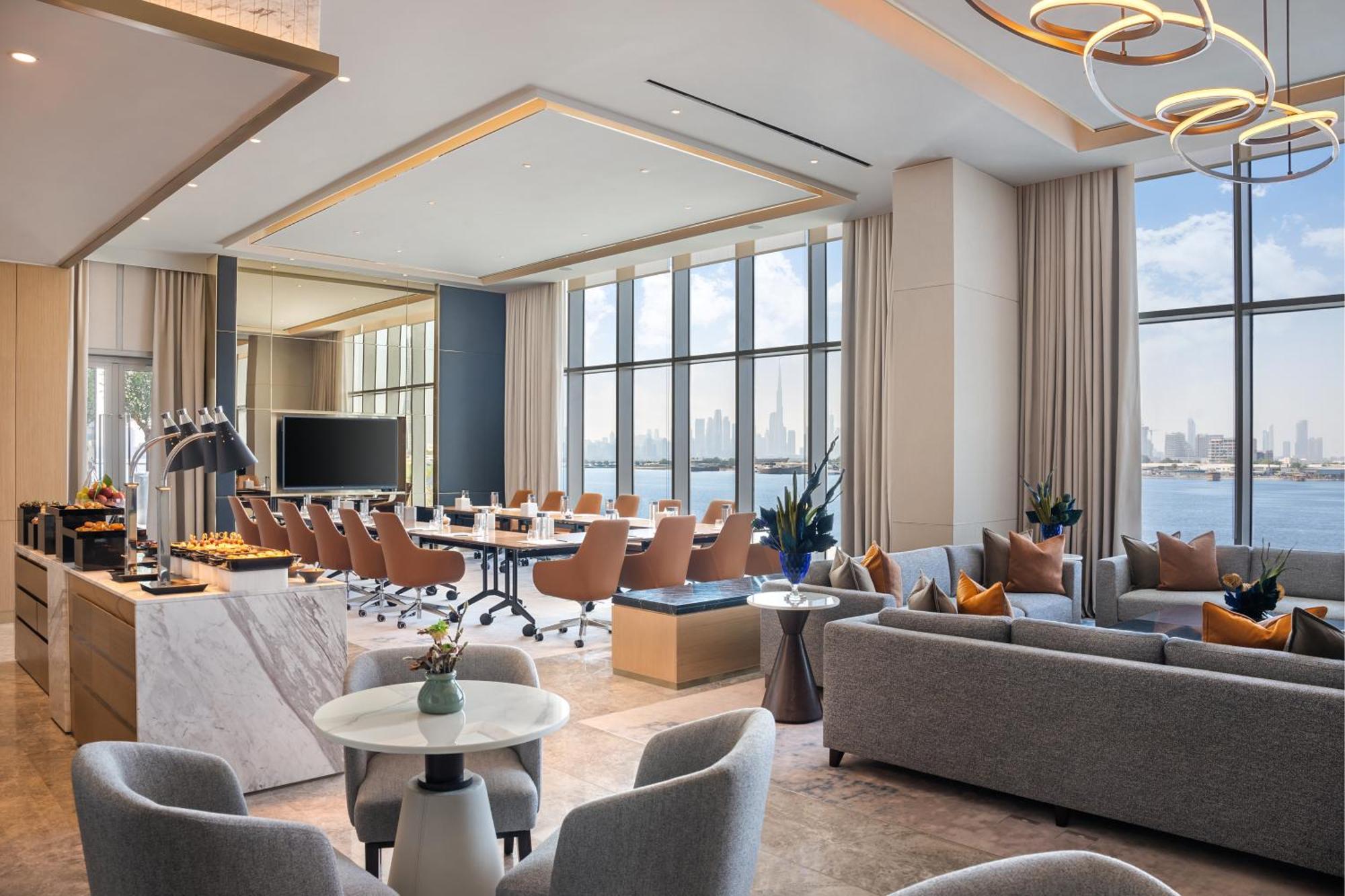 Address Creek Harbour Hotel Dubaj Kültér fotó The Executive Lounge at the Westin Dubai