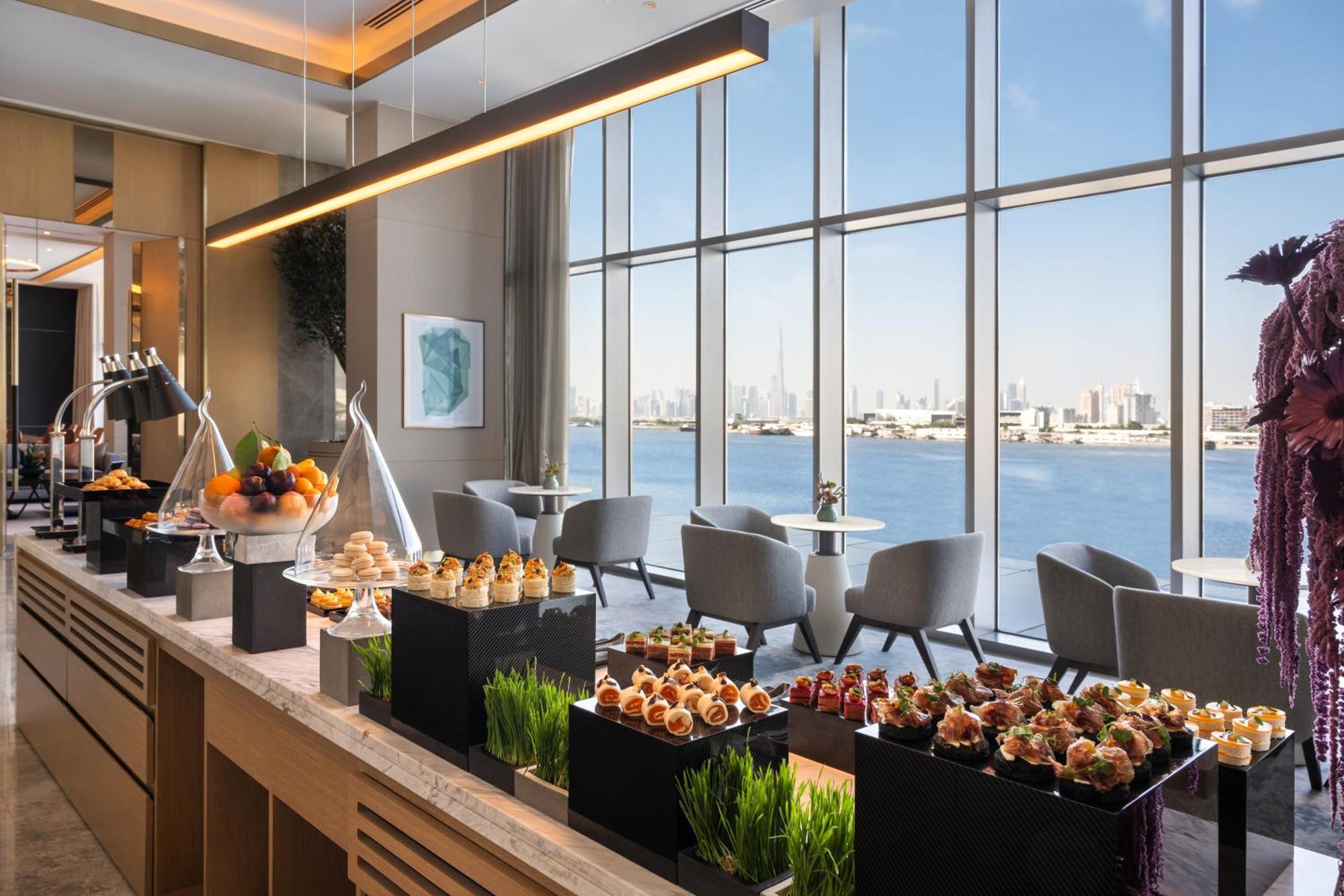 Address Creek Harbour Hotel Dubaj Kültér fotó The Lounge at the Jumeirah At Etihad Towers